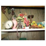 LAMP ; VASES ; BIG BEN CLOCK ; DECOR