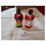 EARLY PLASTIC 5" UNCLE MOE ,AUNT JEMIMA SALT /