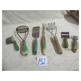 7- PIECES GREEN HANDLE KITCHEN UNTENSILS