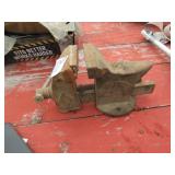 LITTLETOWN ANVIL BENCH VICE