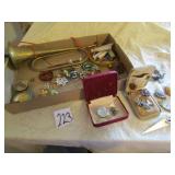 1943 ILLINOIS CHAUFFER BADGE ; ESTATE JEWELRY