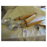3 VINTAGE WOOD ROLLING PINS ; JAR FILLERS; MORE