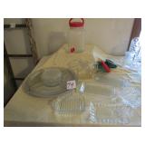 LAZY SUSAN ; 7 PIECES GLASSWARE