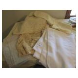5 TABLE CLOTHES