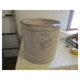 5 GAL WESTERN CROCK W/ BIG CRACK ON BOTTOM