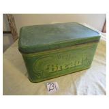 GREEN  WHEAT HEART BREAD TIN