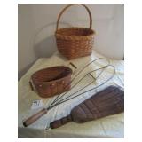 2 BASKETS ; OLD BROOM ;RUG BEATER