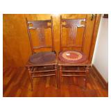 2  COUNTRY TABLE CHAIRS