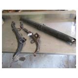 HAMES ; NECK YOKE