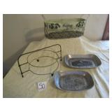 WIRE BASKET ; WIRE PIE RACK; 2 BREAD PANS