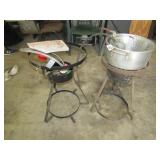 GAS COOKER ; LARGE PAN