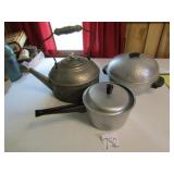 VINTAGE TEA KETT;E ; ALUMUNINWARE