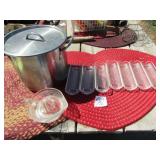 SS STOCK POT ; 7 SWEET CORN PLATES ; JUICER