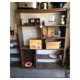 SHELF UNIT & CONTENTS - PUNCH BOWL & CUPS, DECOR