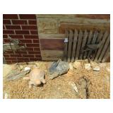 PICKET FENCE ; RABBIT; TURTLE