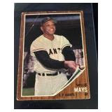 1962 Topps Willie Mays Baseball Card #300