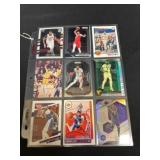 (11) Anthony Davis Basketball Cards