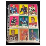 (90) 1969 Vintage Football Trading Cards