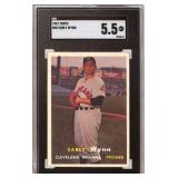 1957 Topps #40 Early Wynn SGC 5.5