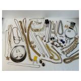 Necklaces / Pendants / Earrings 48 pcs