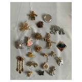 Lot of 20 Vintage Jewelry Pins