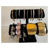 Lot of 15 Vintage Bracelets & Bangles
