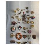 Large Lot of 30+ Vintage Jewelry Pins
