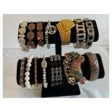 Lot of 14 Vintage Bracelets / Bangles