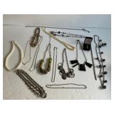 Lot of 16 Necklaces