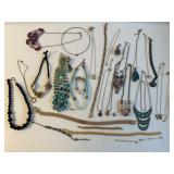 Necklaces Bracelets & More Lot of 32 Pieces