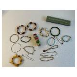 Bracelets Lot 18 pcs