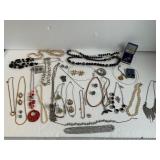 Necklaces / Pendants / Earrings 37 pcs