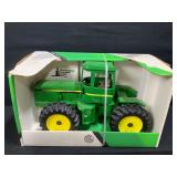 John Deere Ertl 4 Wheel Drive Tractor-NOS