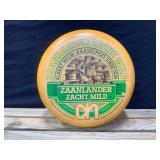 Zaanlander Zacht Mild Cheese Display