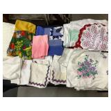Vintage HandkerchiefsNapkins Table Cloths Doilies