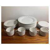 Fruit De Blanc China Set