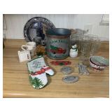 Christmas Kitchen Collectibles