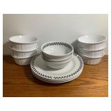 Corning ware & Trends Basics Dishes