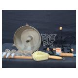 Cookie Cutters, Tin Cake Decorating Tips Pan