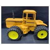 Ertl John Deere Tractor