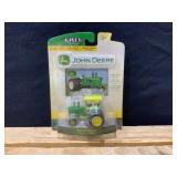 ERTL John Deere 4010 Tractor New in Box