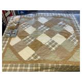 Bedspread Quilt w/ Shams, Pillow Cases, & Curtains