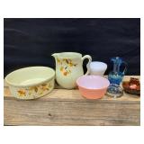 Hallï¿½s Bowl & Pitcher Milkglass, FireKing
