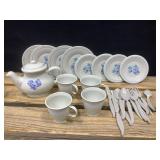 Pfaltzgraff Yorktown Stoneware Tea Set
