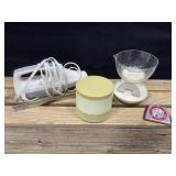 Kitchen Lot Thermo Jar, Electric Knife, & Scale