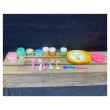 Fisher-Price Little Mommy Doll Feeding Set