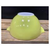 Pyrex Yellow 1.5 Pint Bowl