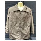 Medium Weight Womanï¿½s Jacket