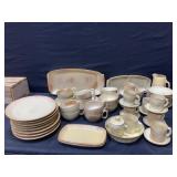 Frankoma Large Dish Set