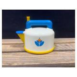 Fisher-Price Fun with Food Whistling Tea Kettle